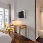 9Hotel Opera